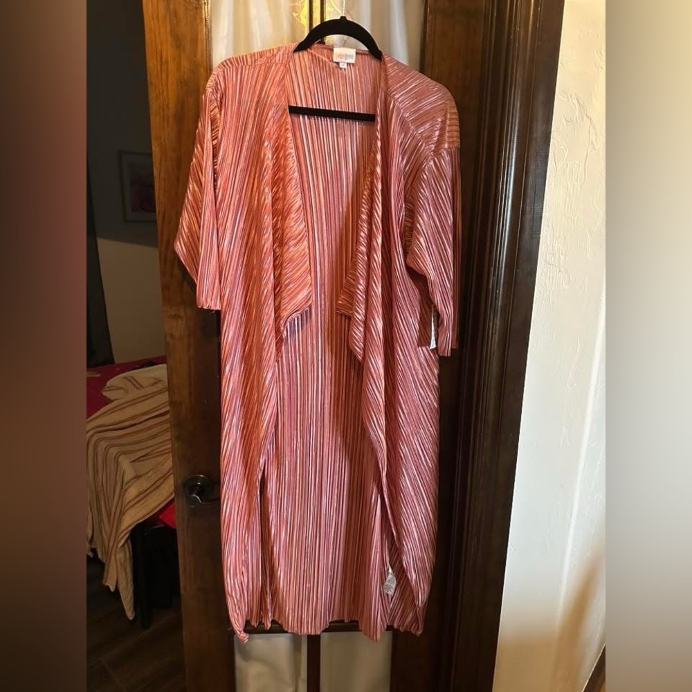 Lularoe Shirley size Medium